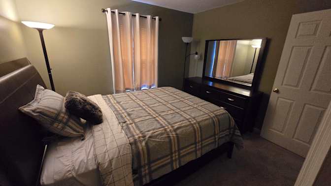 Thomas's room