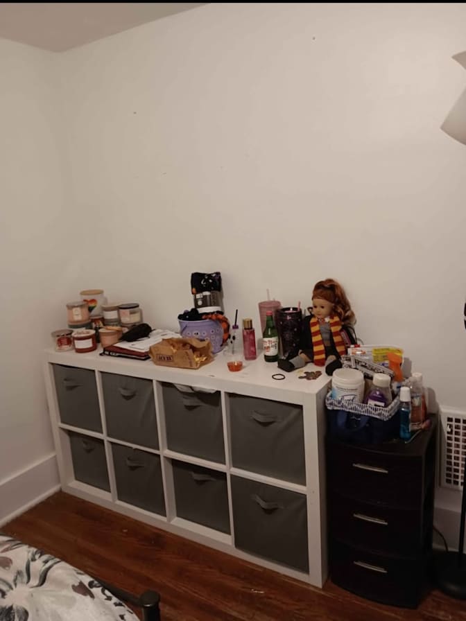 Aley's room