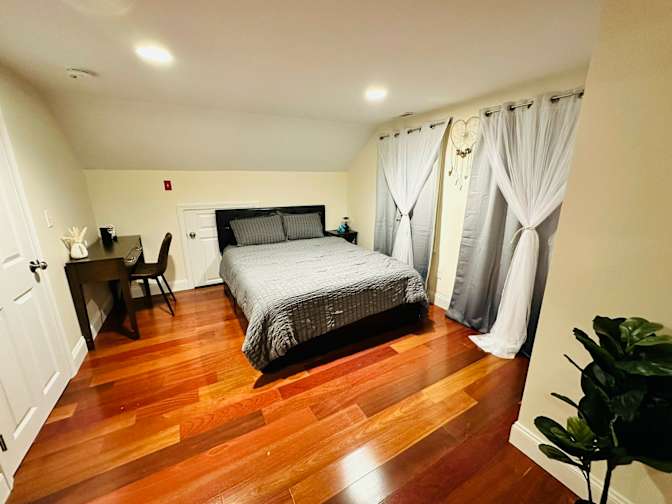 Luiz's room