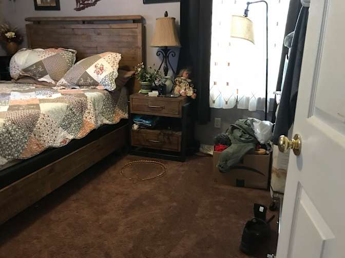 Ingrid longo's room