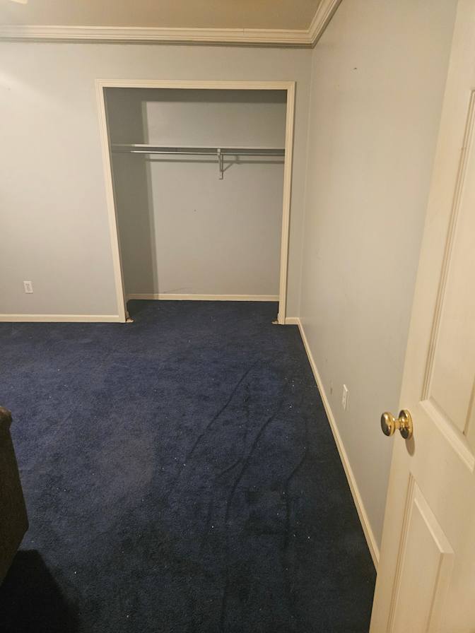 Debra L Kudrycki's room