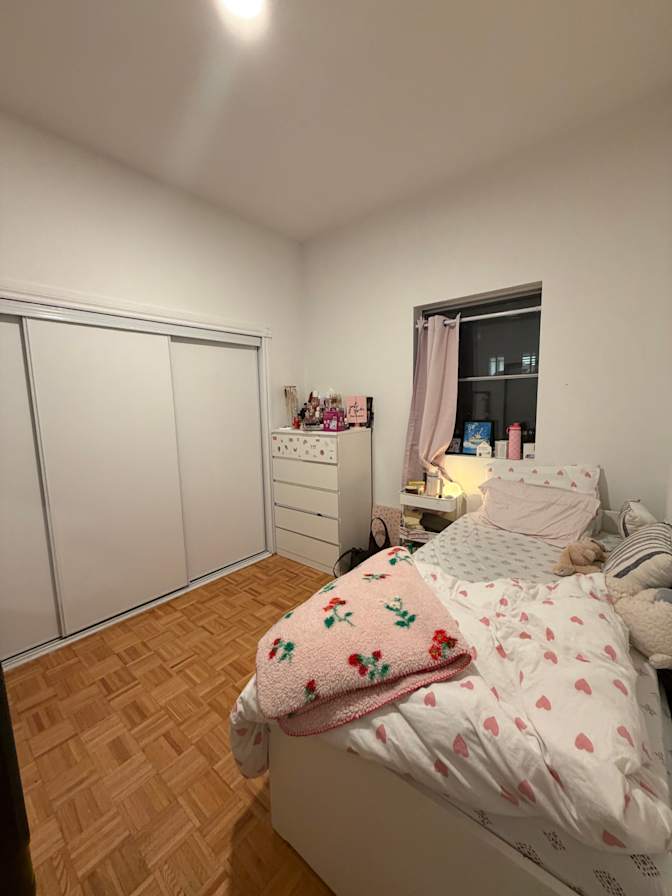 Noor karwal's room