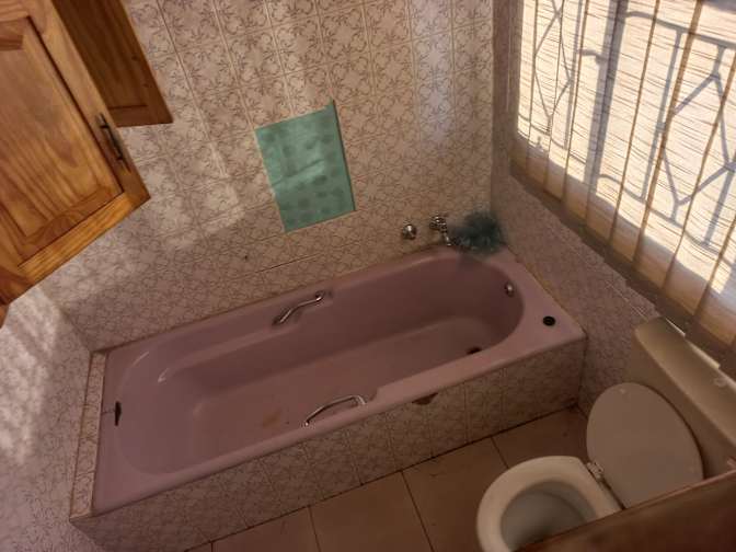 Leon Takudzwa's room