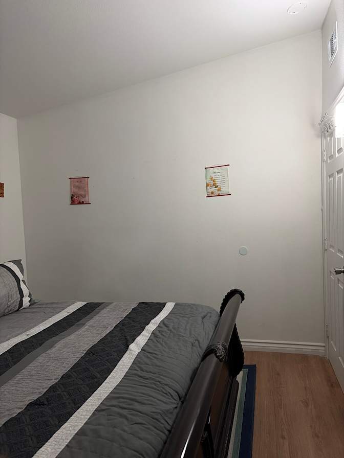 Carmen Navarro's room