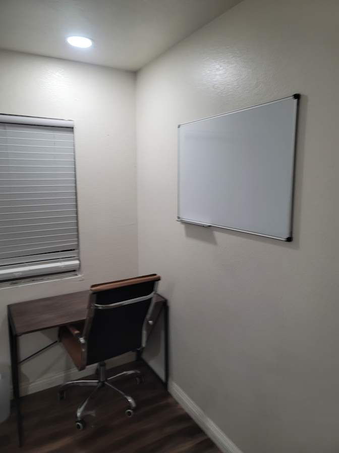 Veasna's room