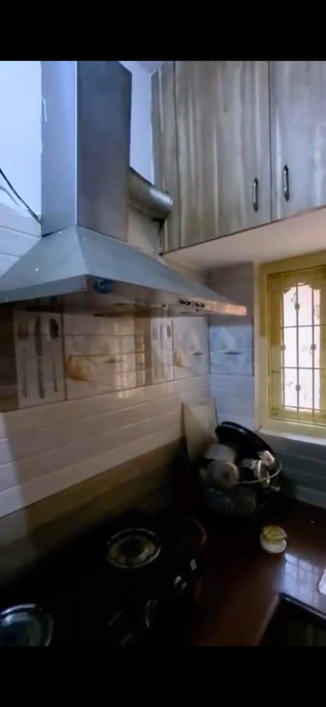 Jawahar's room