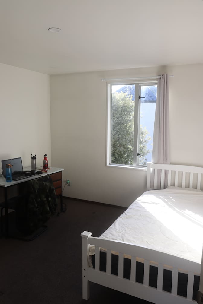 Solomon's room