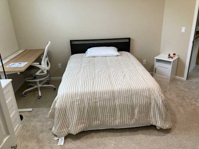 David Paul's room