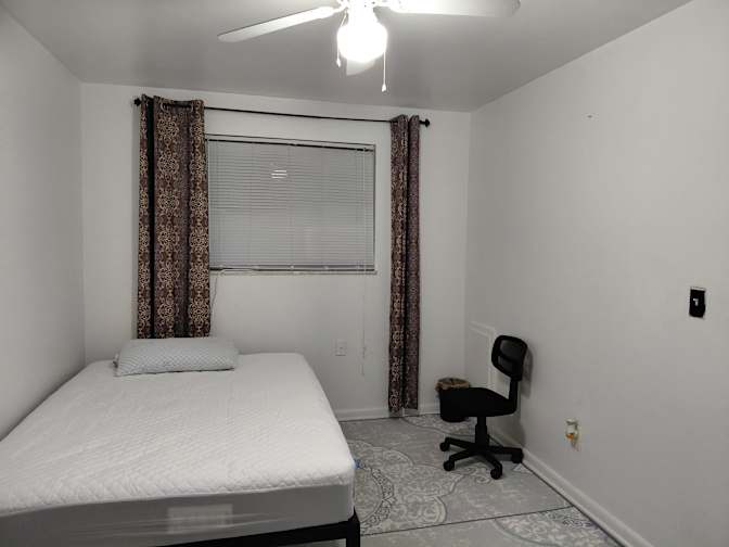 Steffan's room