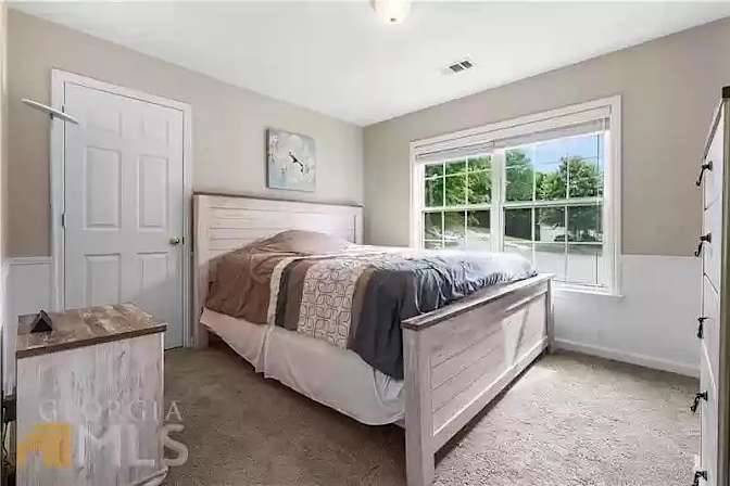 Alcove Rooms's room