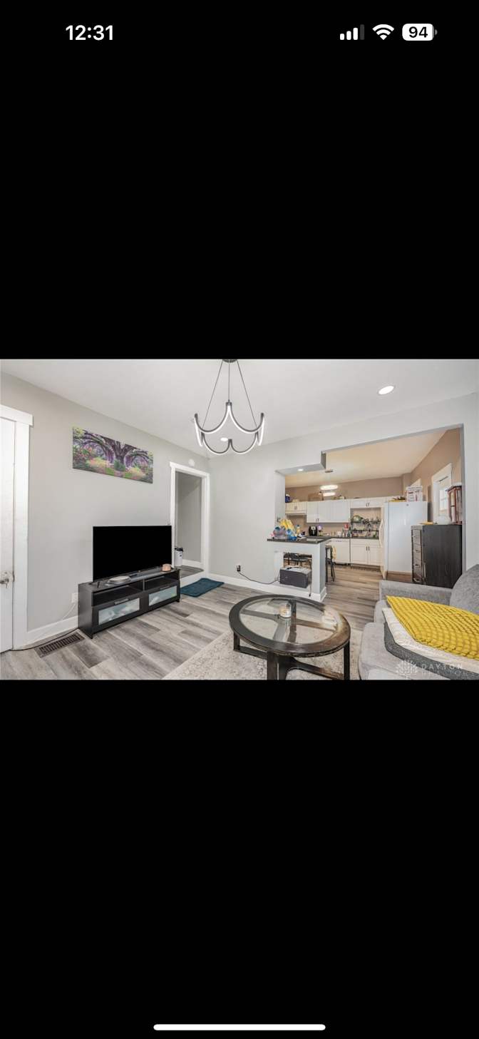 Feed's room