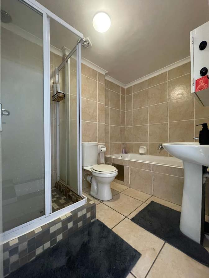 Asemahle Fojela's room