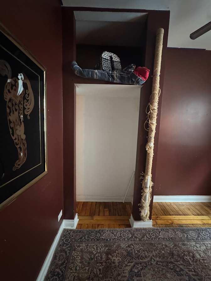 claire's room