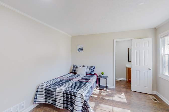 PadSplit's room