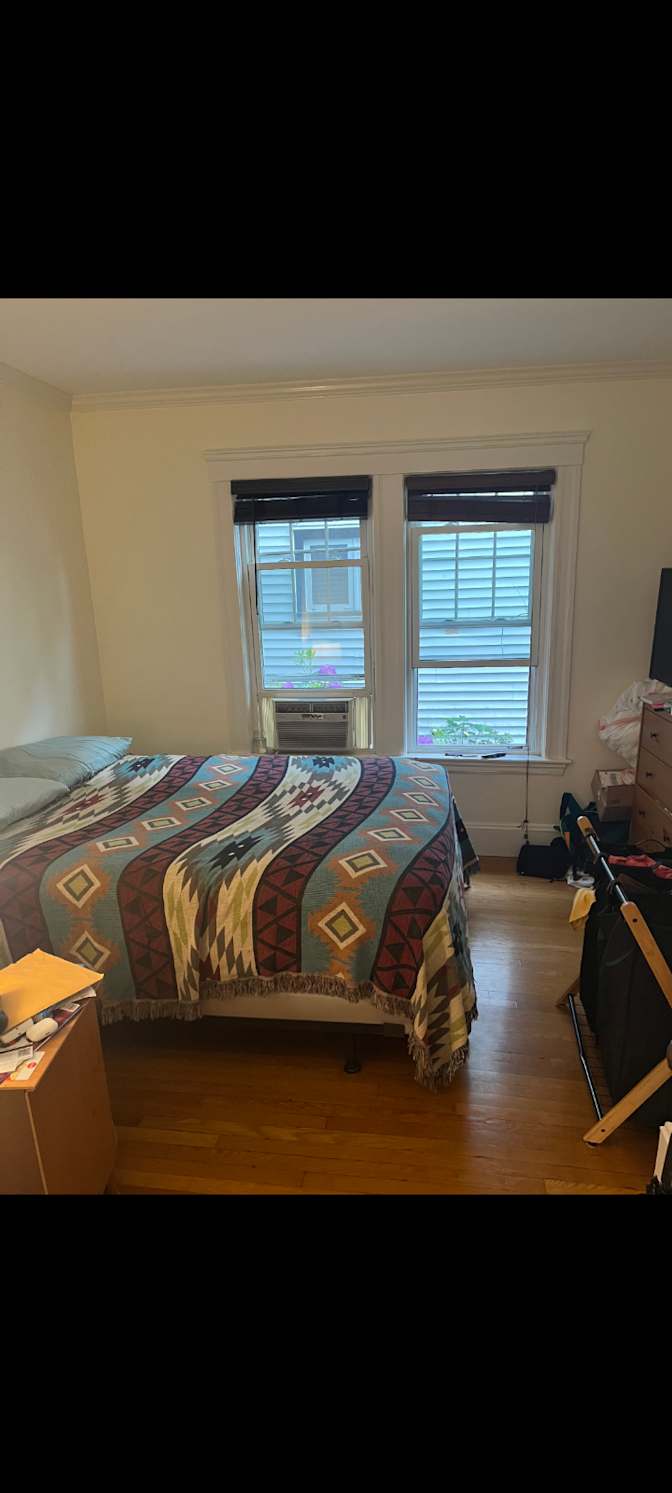 Theodore R Cox III's room
