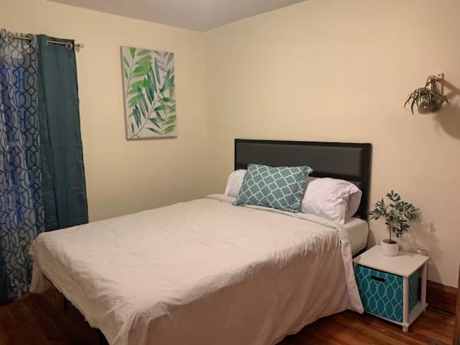 Zara's room