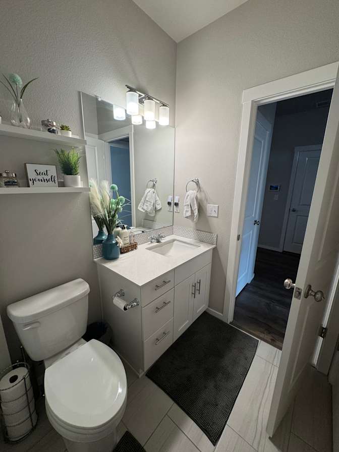 Melissa's room
