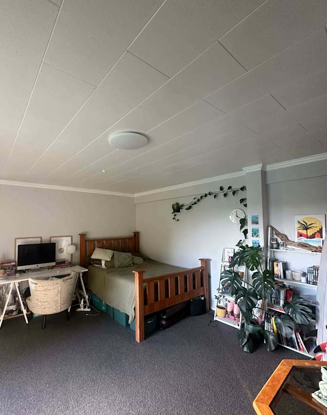 Cristián's room