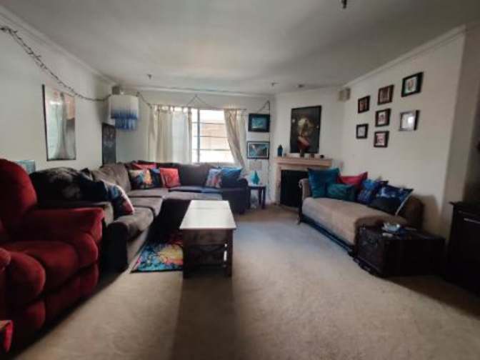 D's room