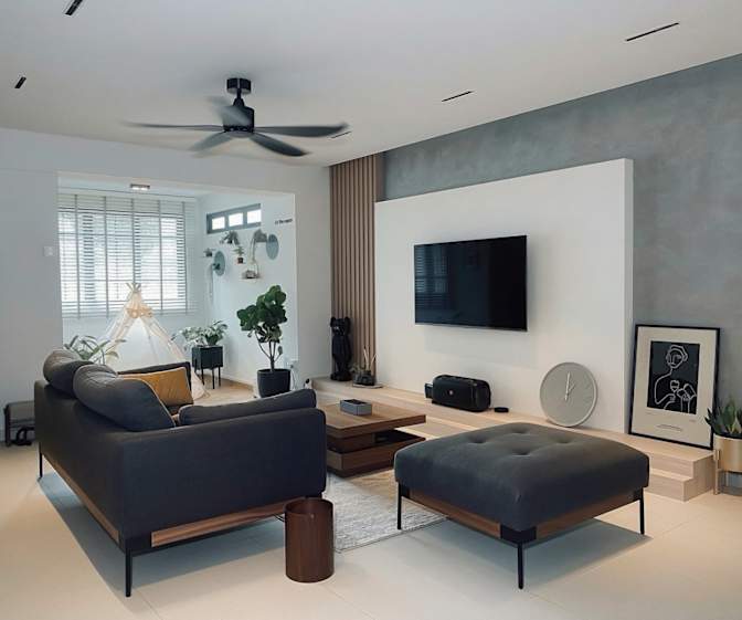 Tof's room