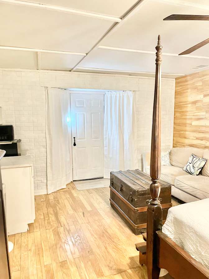 Paulette's room