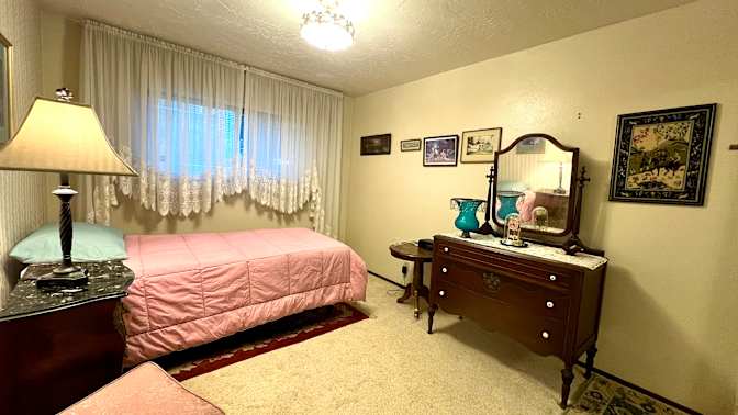 Estelle's room