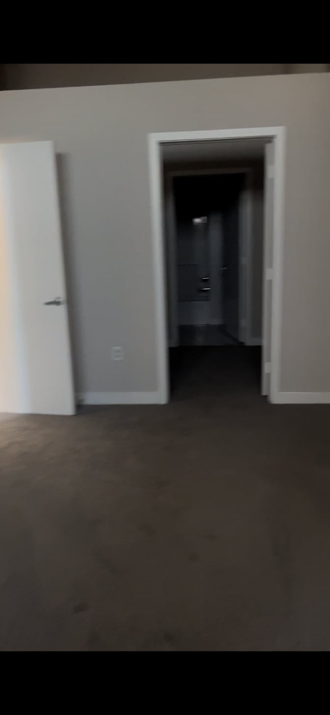 Yanni's room