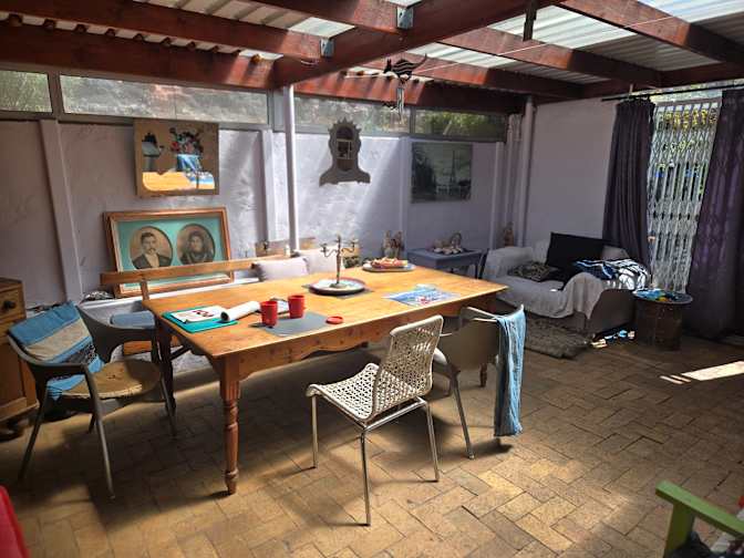 Green Point Tree House's room