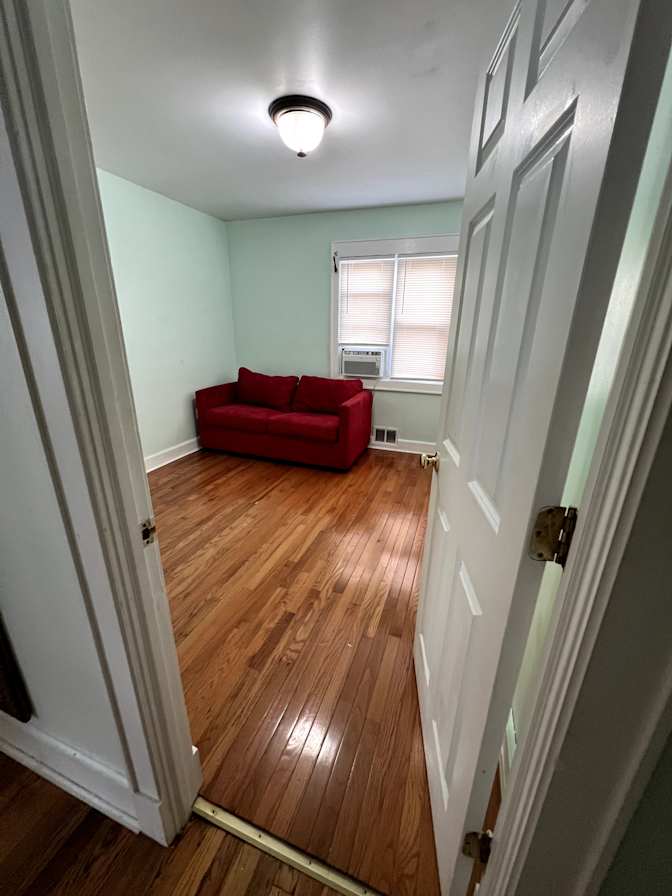 Leo's room