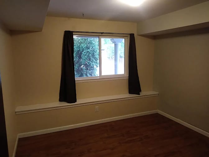 Dan's room