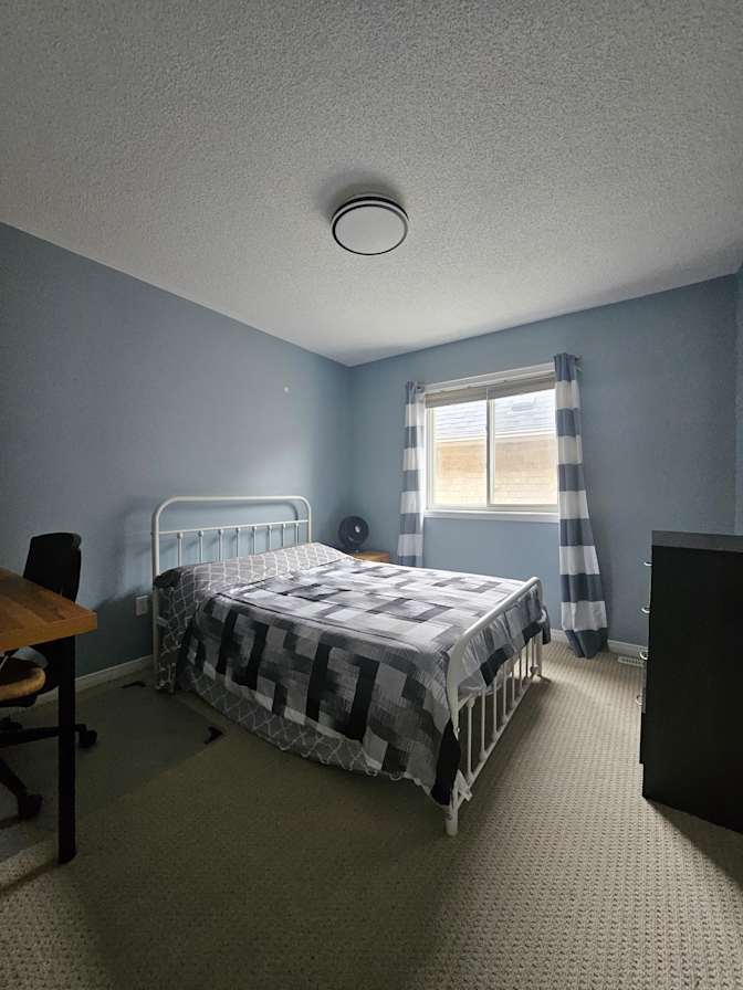 Clarizz's room