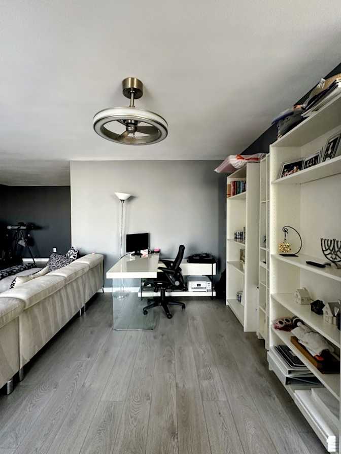 Samantha's room
