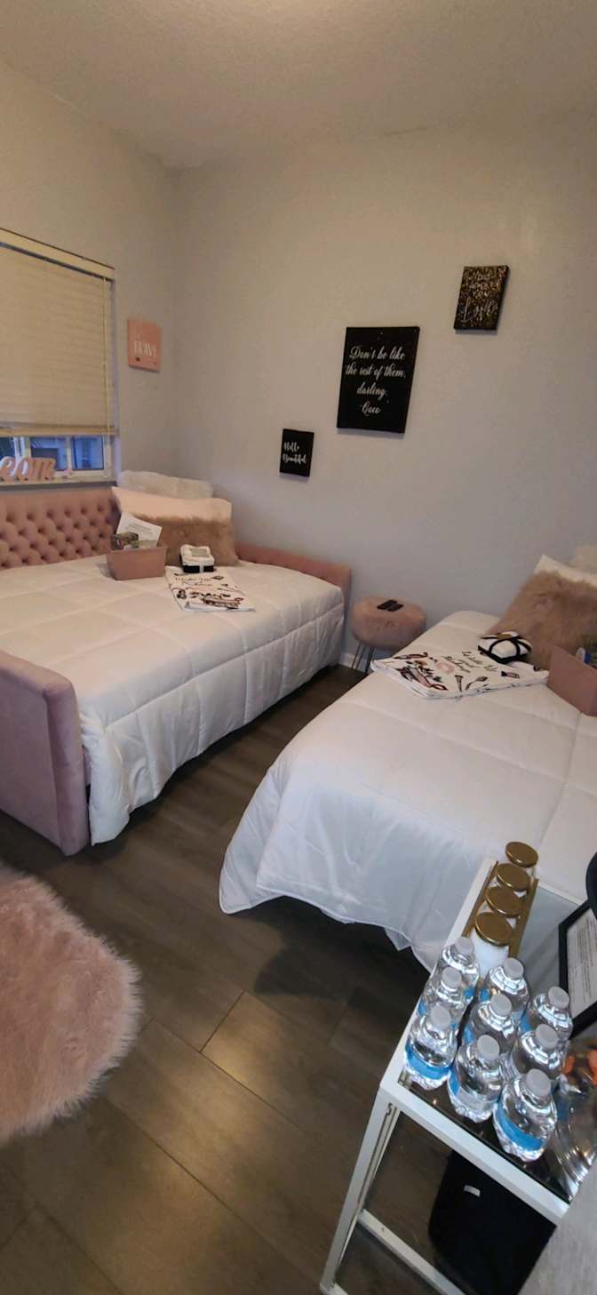 Tara's room