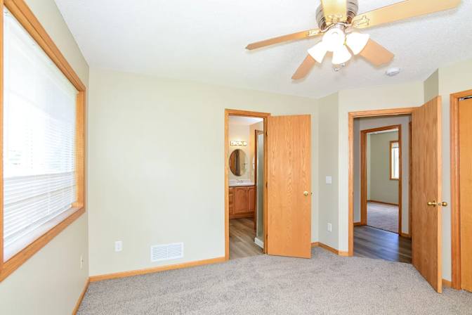 Bobb's room