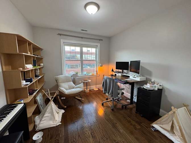 JR's room