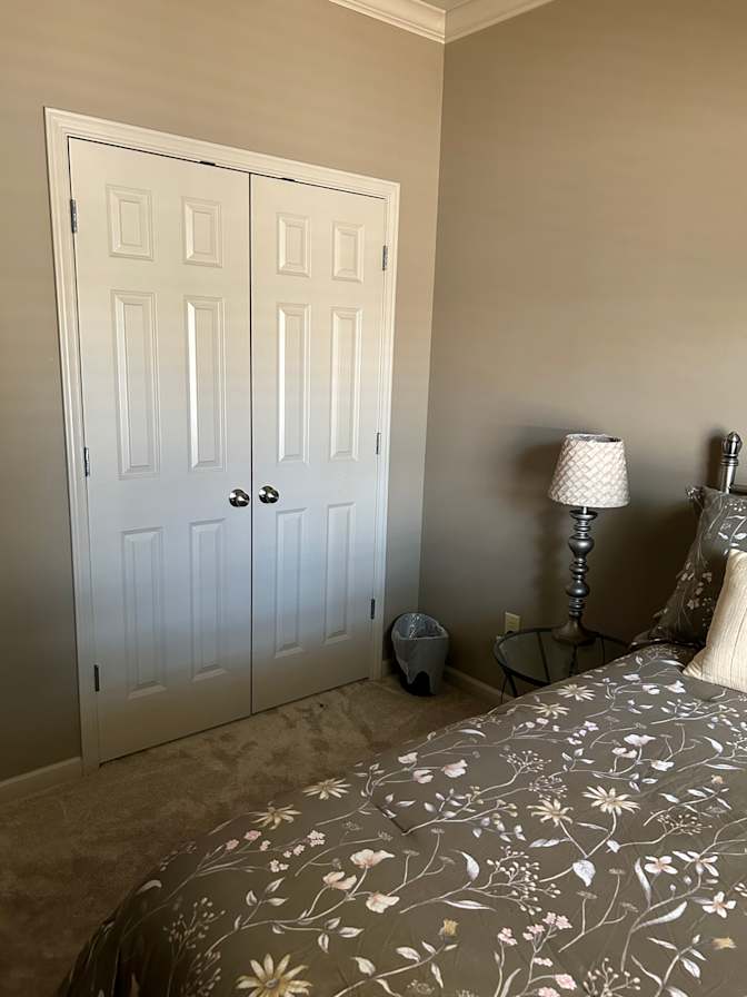 Linda's room