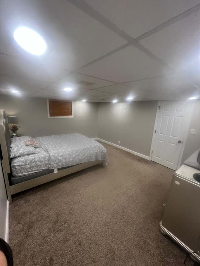 AFROZ AHMED's room