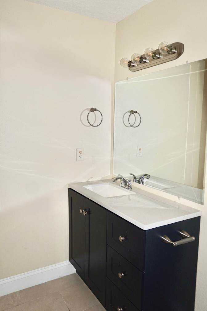 Shartis Wright's room
