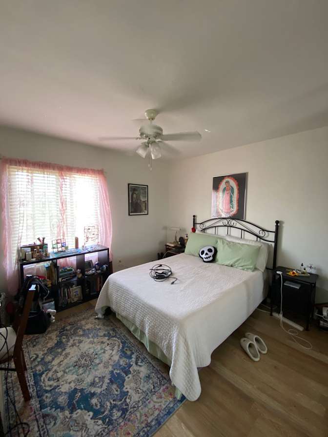 Jana's room