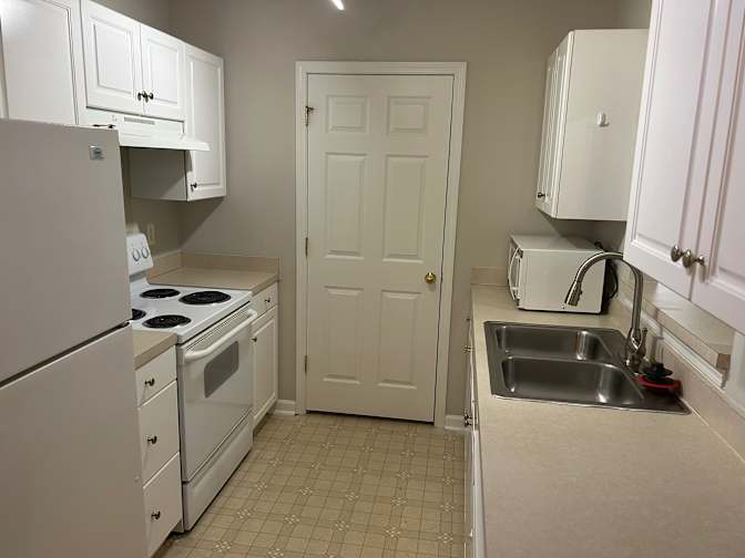 Alcove Rooms's room