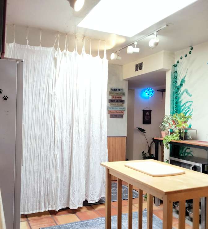 Silvia's room