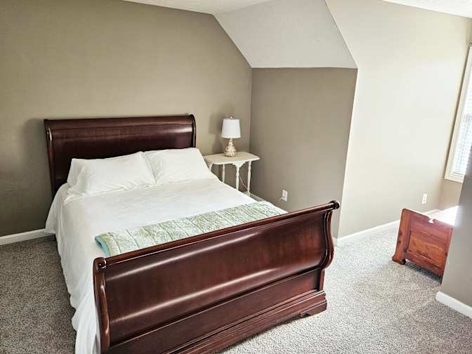 Valerie's room