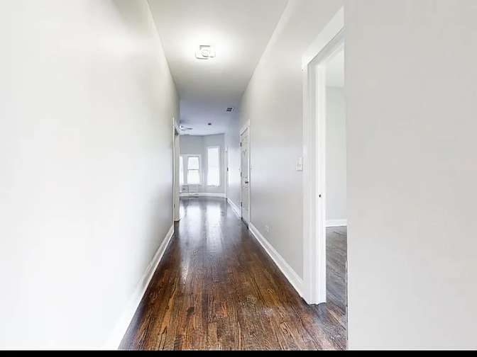 Louis's room