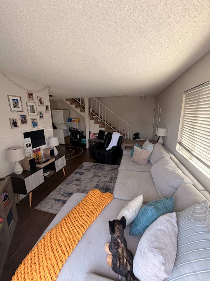 Dustin's room