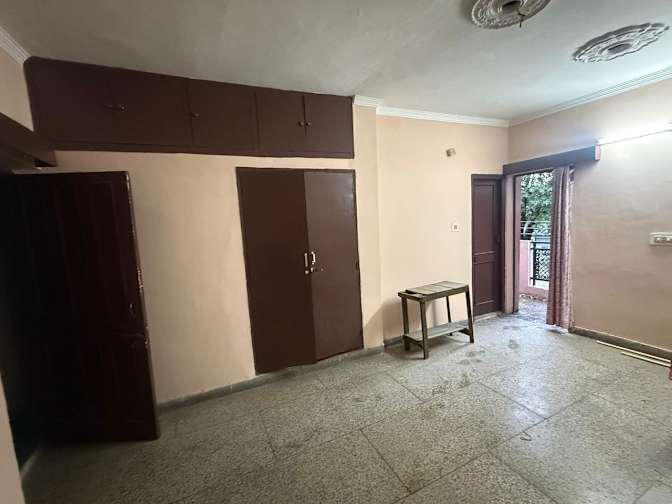 Saroj Goel's room