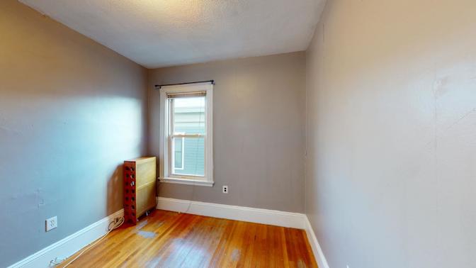 Sam June's room