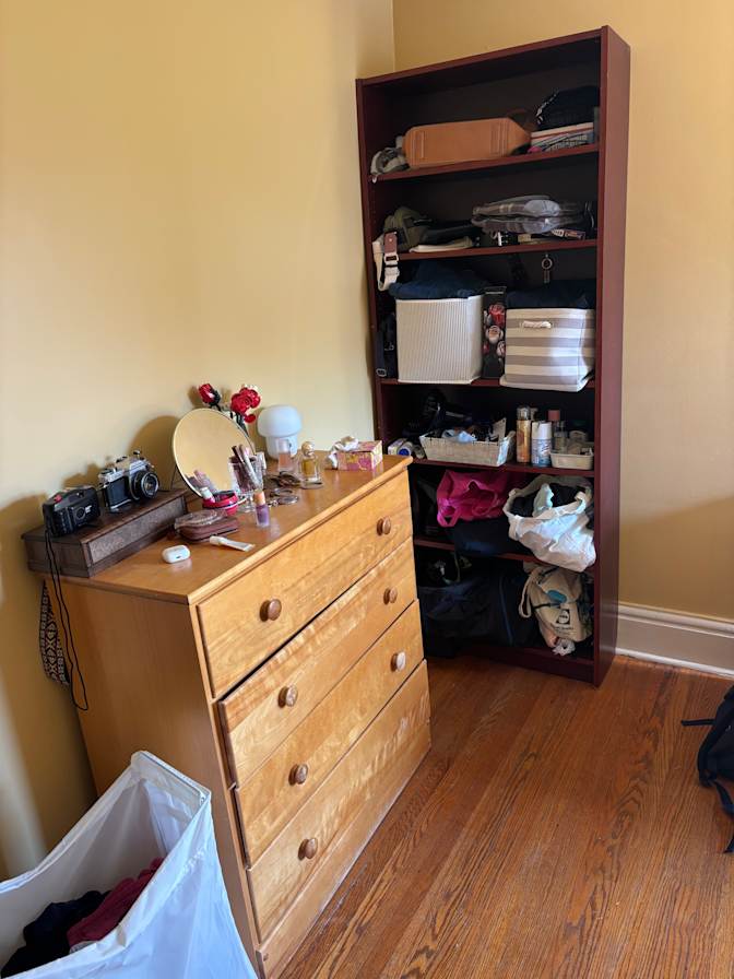 Andrea's room