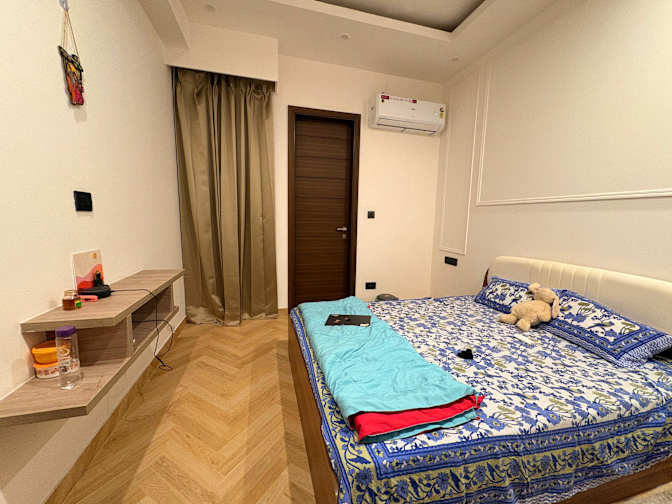 Neha Khurana's room