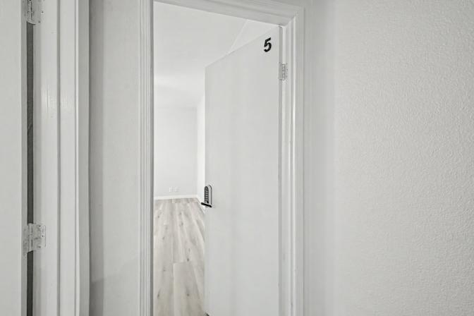 Jo's room