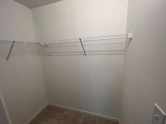Alcove Rooms's room